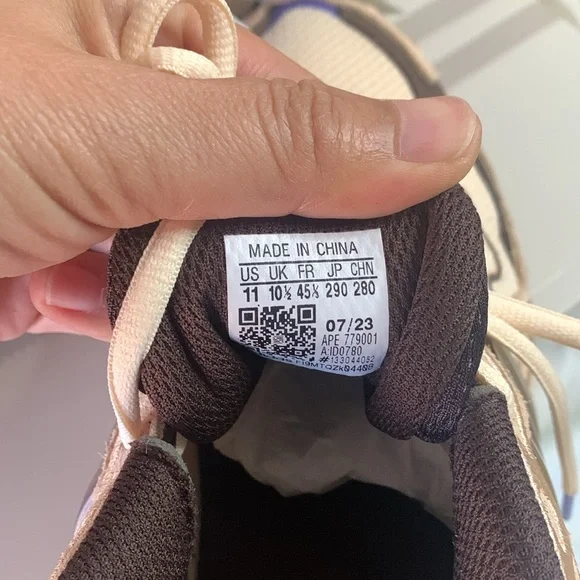Bad Bunny RESPONSE CL Shoes - Paso Fino X Adidas - Size 11
